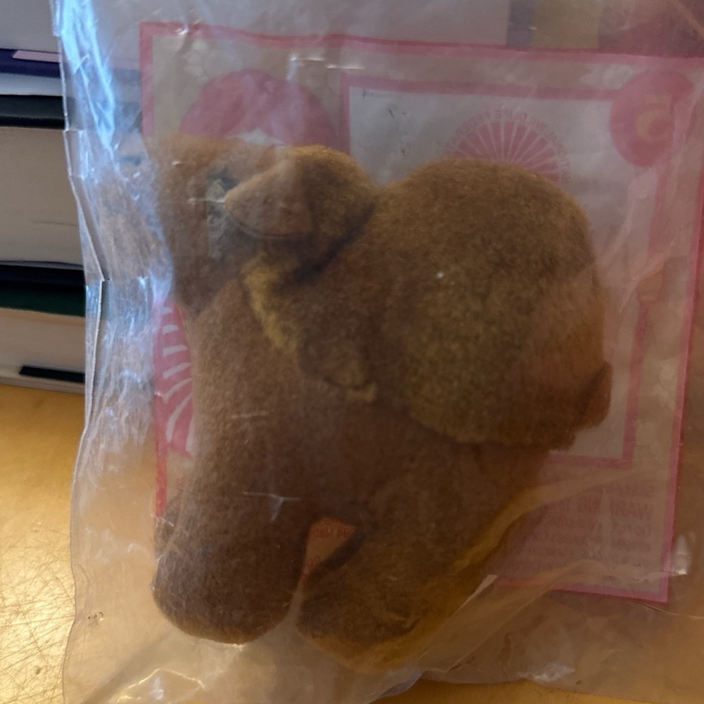 Cozy Camel Plush Toy for Small Pets - Picture 1 of 7